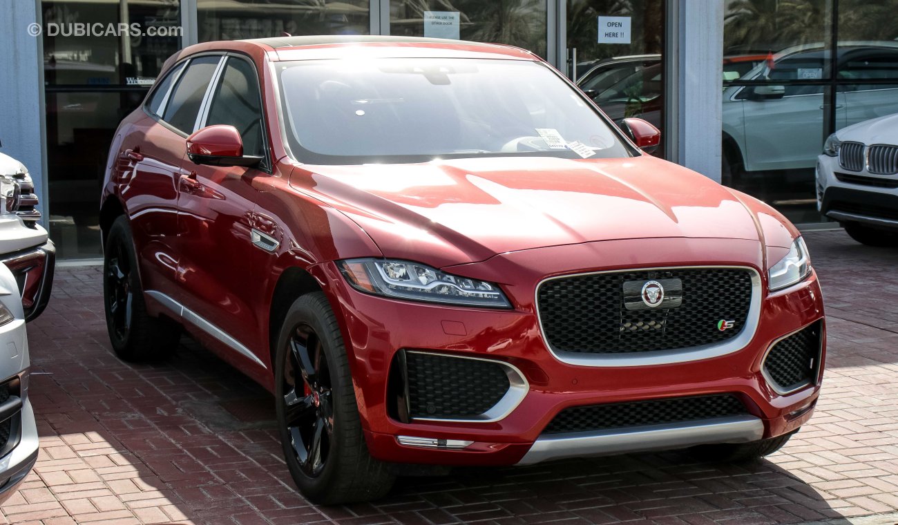 جاغوار F-Pace S AWD