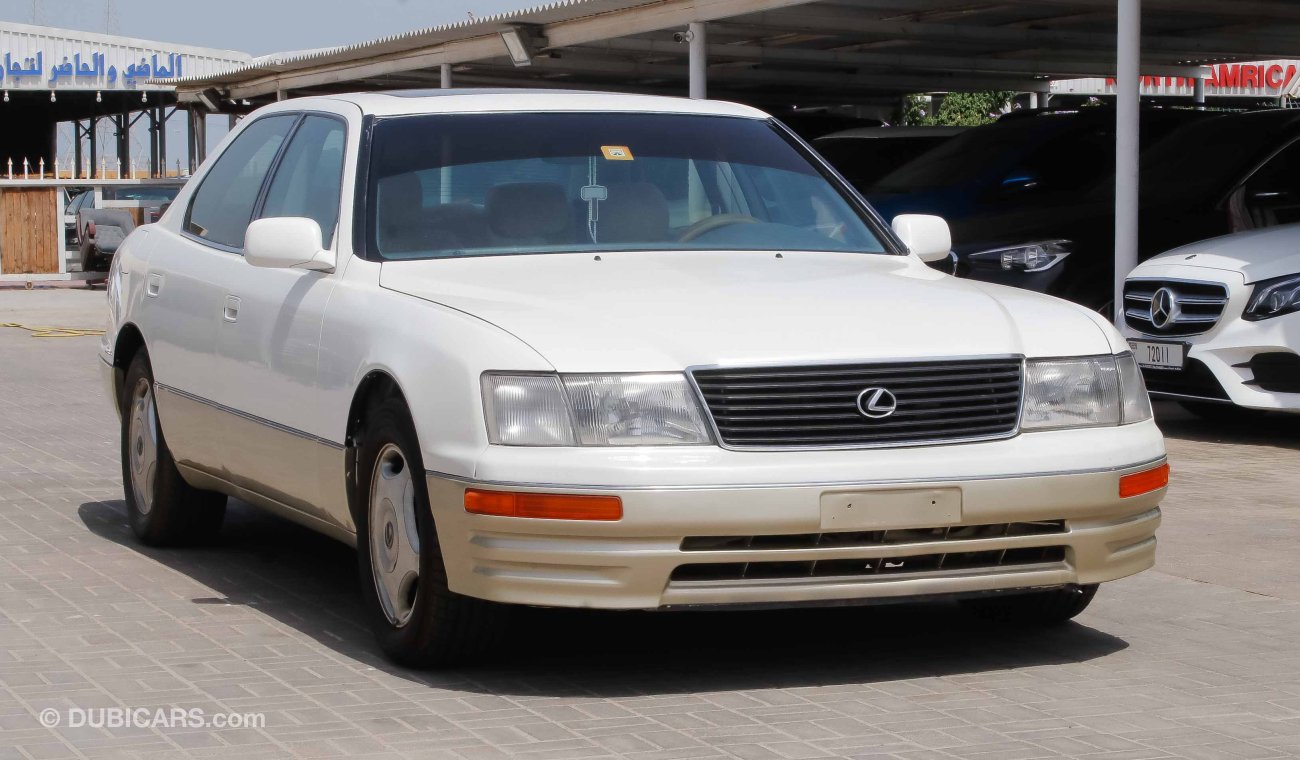 Lexus LS 400