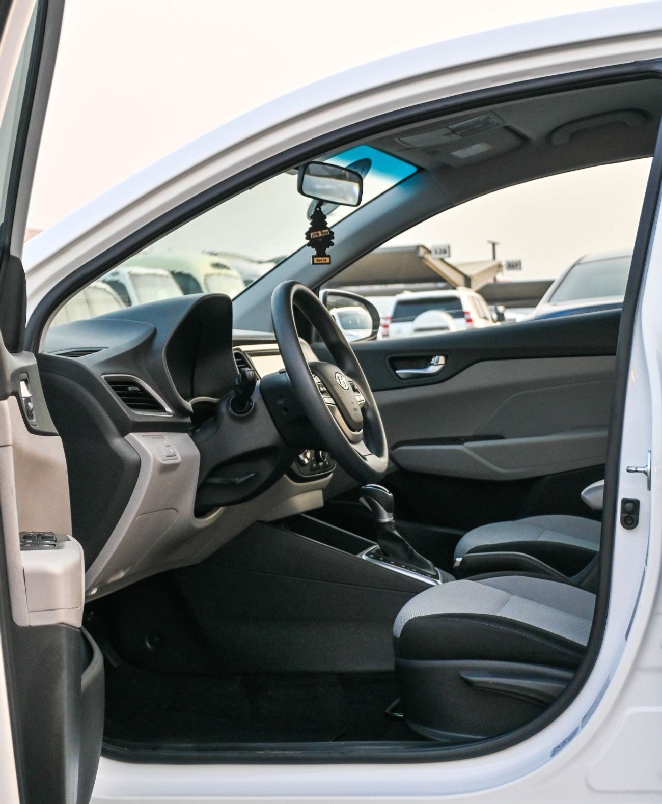 Hyundai Accent HYUNDAI ACCENT 2023 GCC GLS 1.6 IN EXCELLENT CONDITION