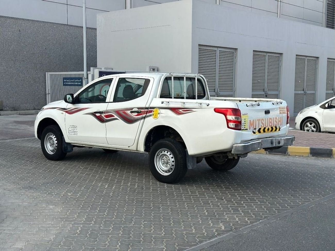 Mitsubishi L200 GLX 2.4L