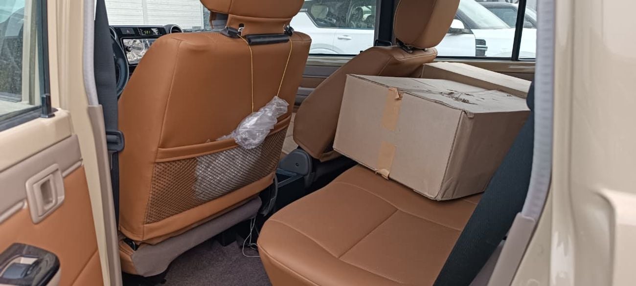 تويوتا لاند كروزر 70 تويوتا لاند كروزر  LX 70