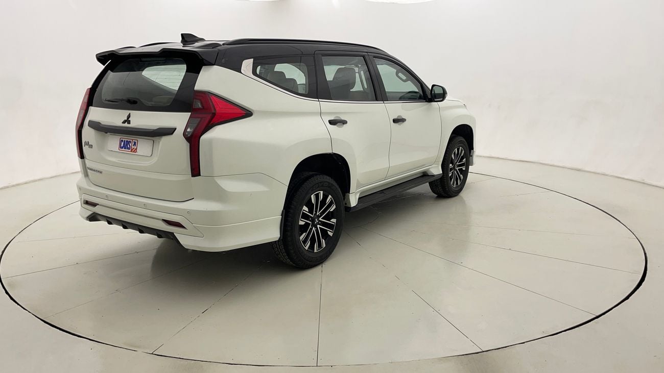 ميتسوبيشي مونتيرو سبورت GLS HIGHLINE PRIME EDITION 3 | بدون دفعة مقدمة | اختبار القيادة في المنزل