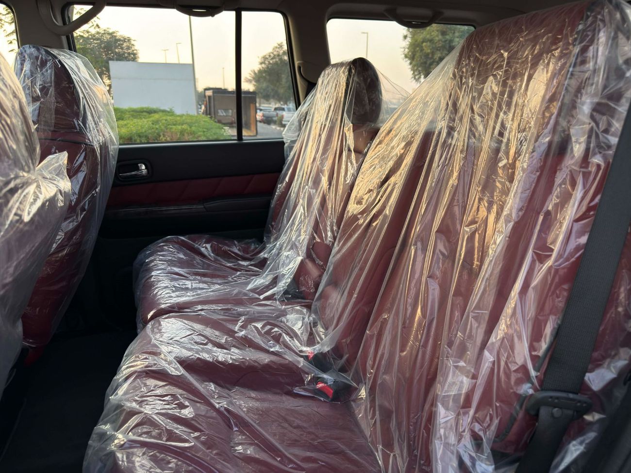 نيسان باترول سوبر سفاري BRAND NEW GCC SPEC UNDER WARRANTY