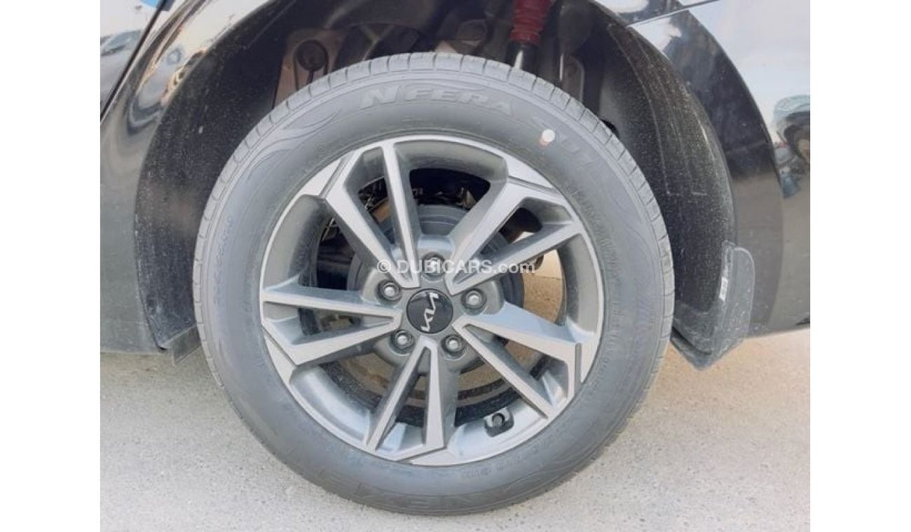Kia Cerato 1.6L full option AT (Sunroof + Alloy wheels) Model  2022
