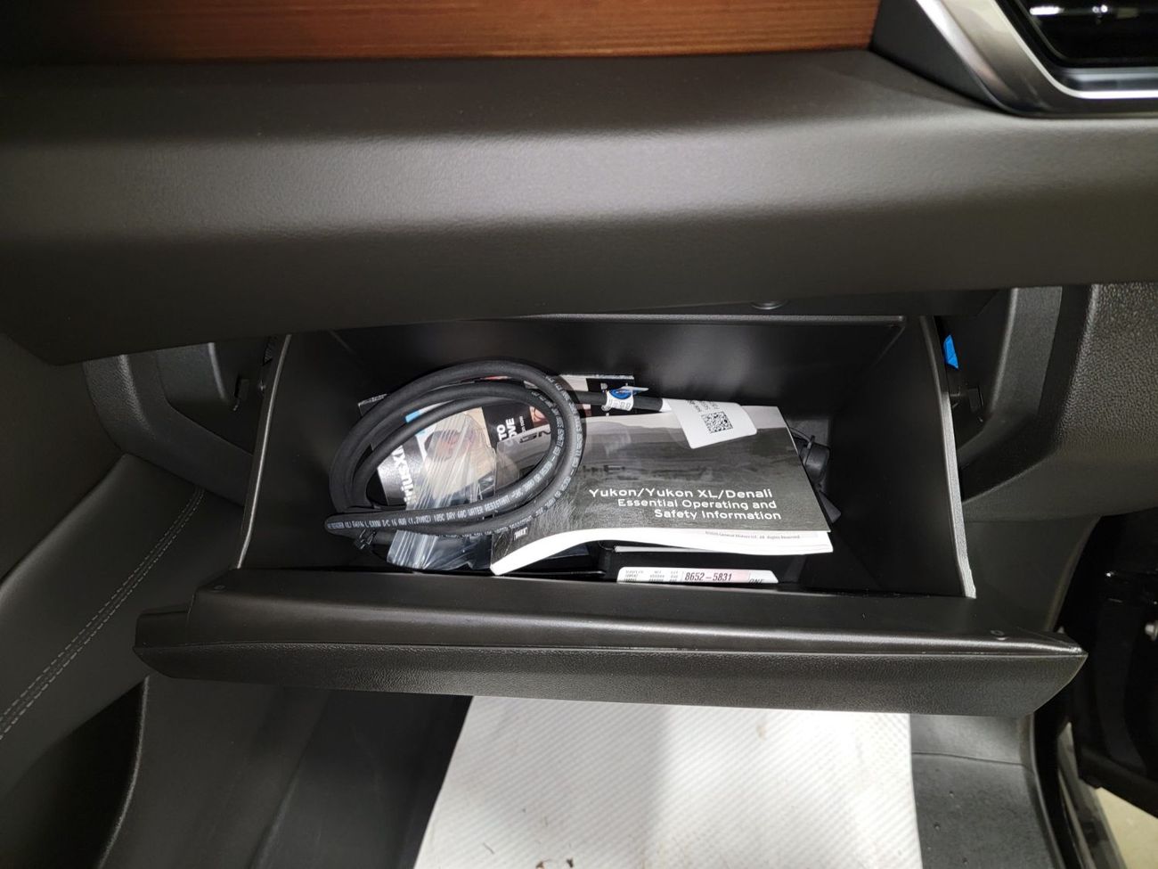 GMC Yukon 6.2 V8 Denali (AWD)Full Option