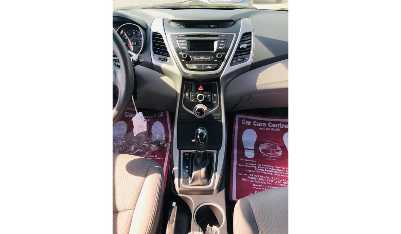 Hyundai Elantra 2015 SILVER