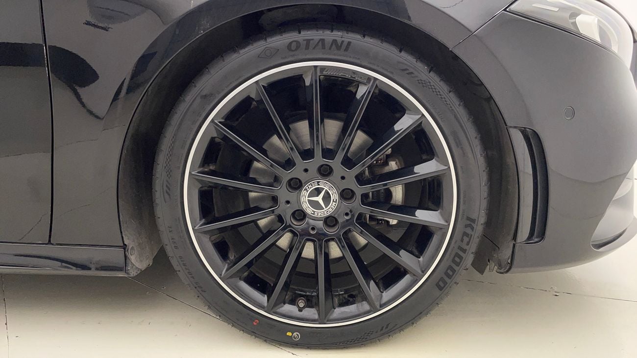 Mercedes-Benz A 200 AMG PREMIUM 1.3 | Zero Down Payment | Home Test Drive