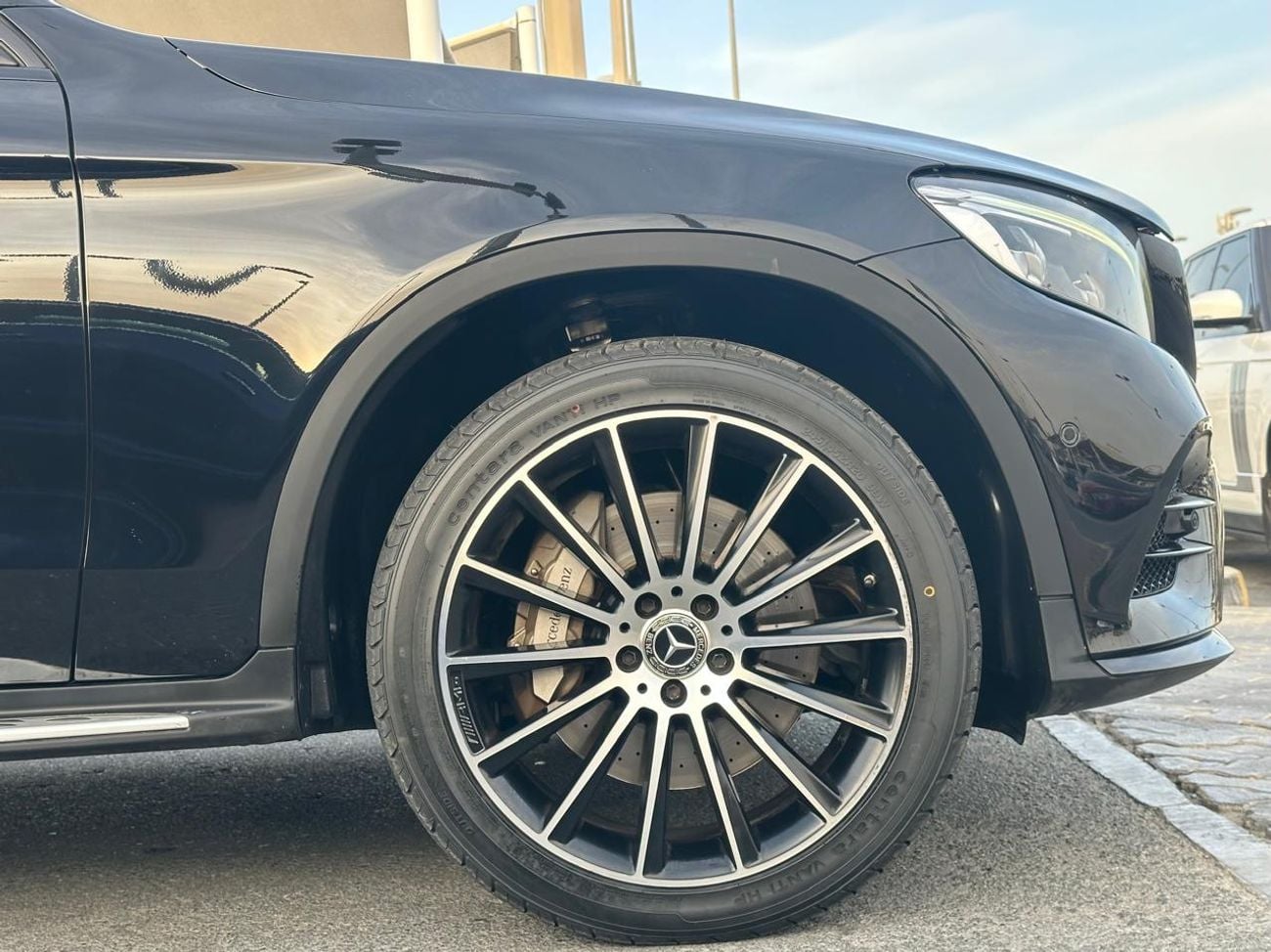 مرسيدس بنز GLC 250 Coupe AMG 2.0L