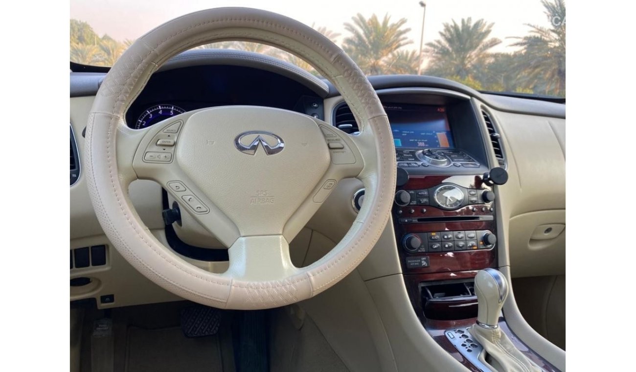 إنفينيتي QX50 اكسيلنس