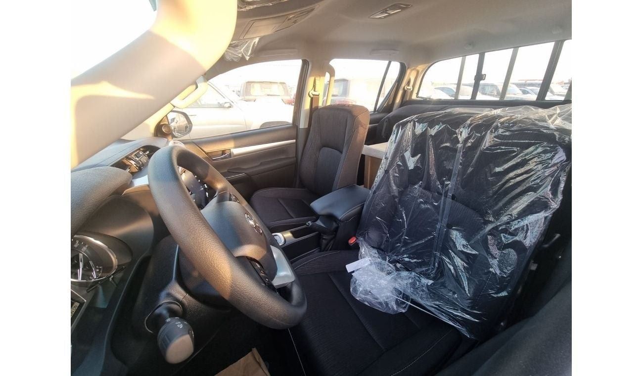 تويوتا هيلوكس TOYOTA HILUX 2.4 DSL 4x4 DOUBLE CABIN AUTOMATIC PUSH START WIDE BODY