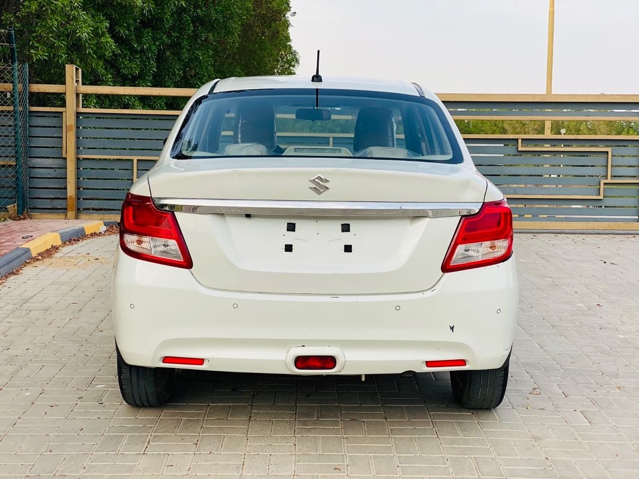 سوزوكي دزاير GL