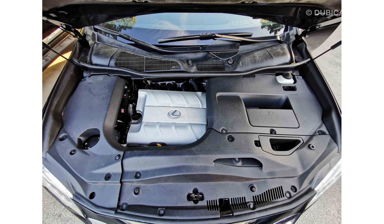 Lexus RX350 3.5L V6 PETROL, 19" ALLOY RIMS, FRONT POWER SEATS, DRIVER MEMORY SEAT (LOT # 797)