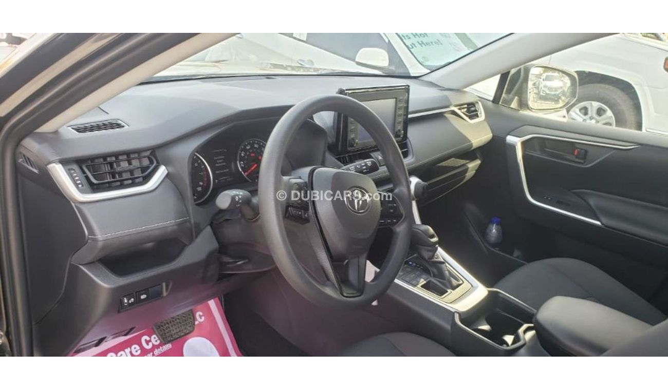 Toyota RAV4 TOYOTA RAV4 2019  LE FULL OPTION