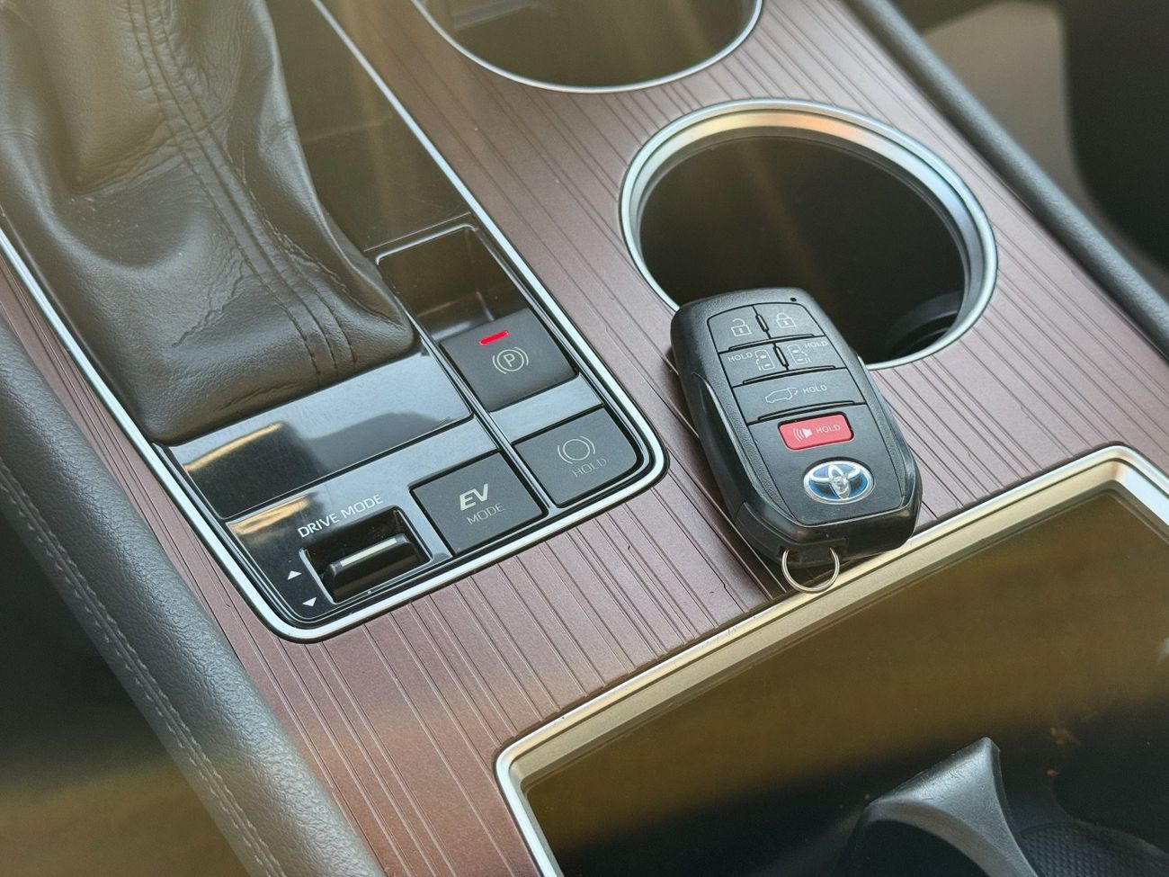 تويوتا سيينا 2021 TOYOTA SIENNA LE HYBRID IMPORTED FROM USA