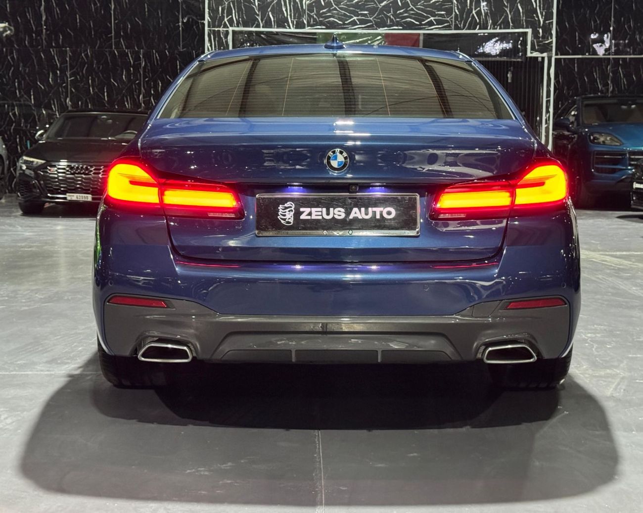 BMW 520i 2023 BMW 520i M-Sport, Nov 2026 Warranty + Service Pack, Very Low Kms, GCC