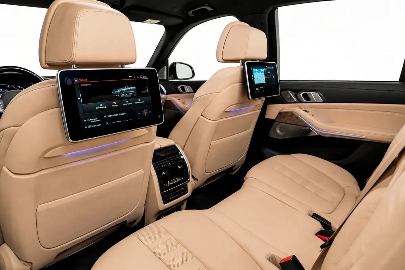 بي أم دبليو X7 40i M SPORT