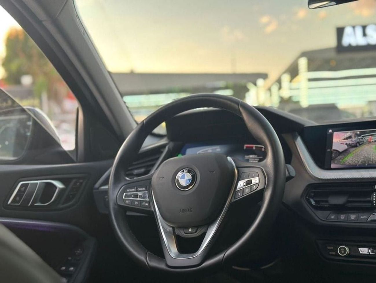 بي أم دبليو 120i bmw 120i 2022 korean specs