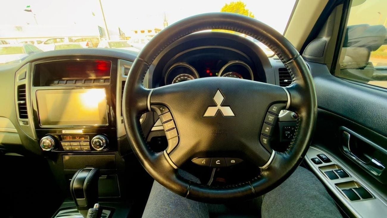 ميتسوبيشي باجيرو -