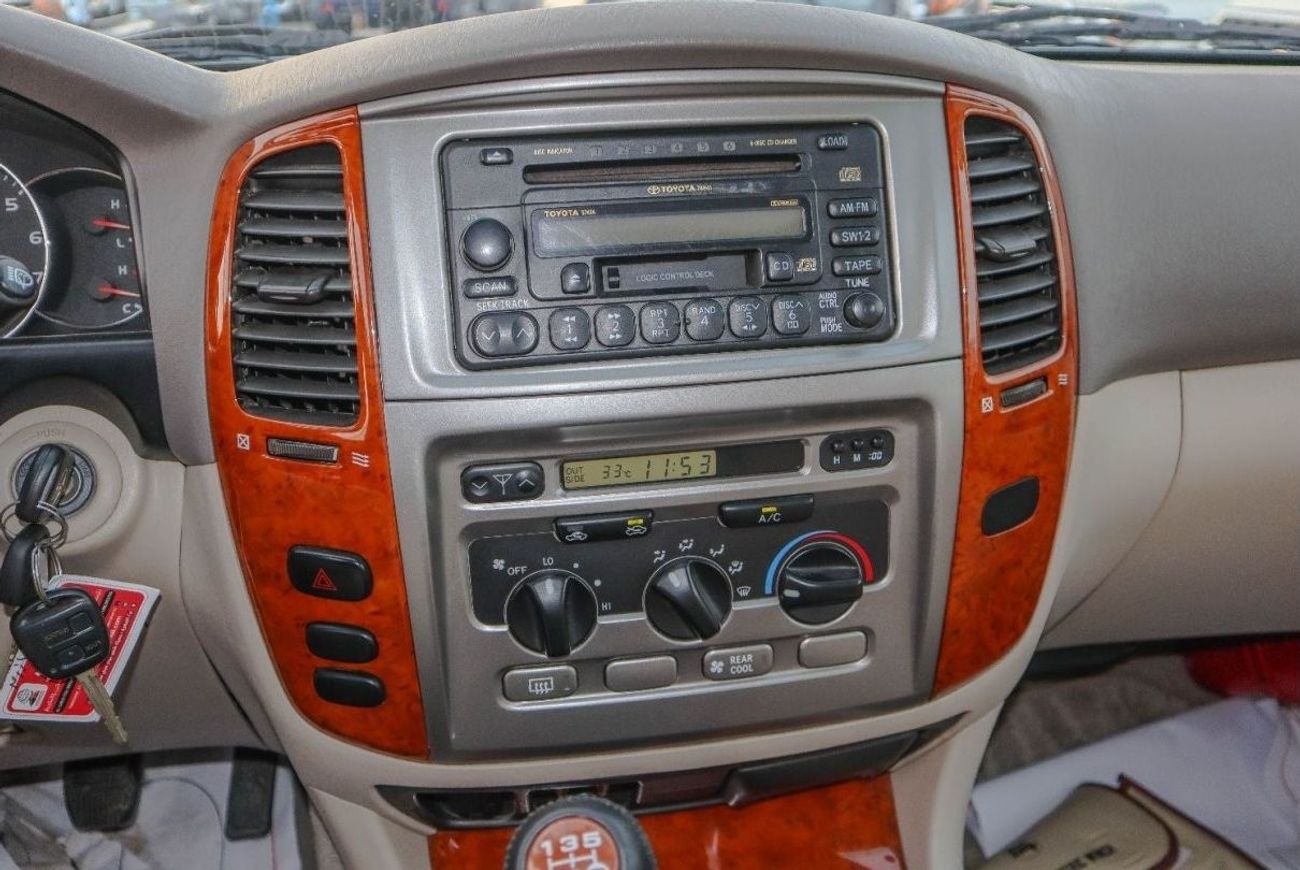 تويوتا لاند كروزر •	TOYOTA LAND CRUISER GXR 2007 4.5L V6  MANUAL TRANSMISSION