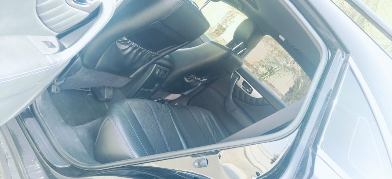 Infiniti QX70 Elite Sport