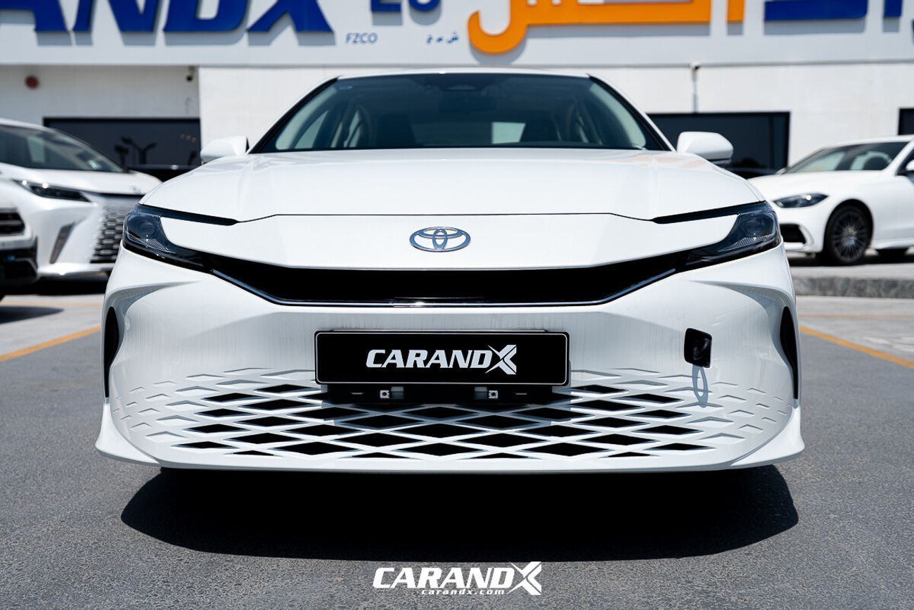 تويوتا كامري Hybrid 2.0HGVP Luxury Edition 2025