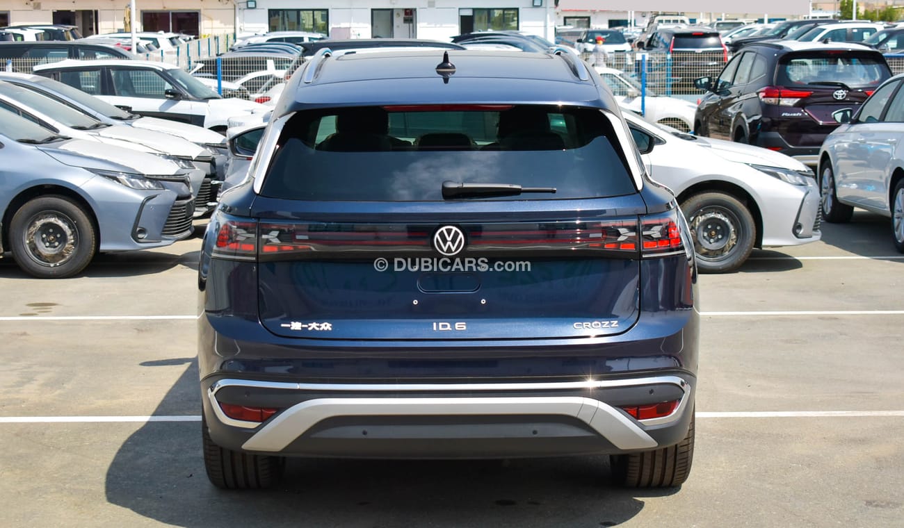 Volkswagen ID.6 Crozz Pro