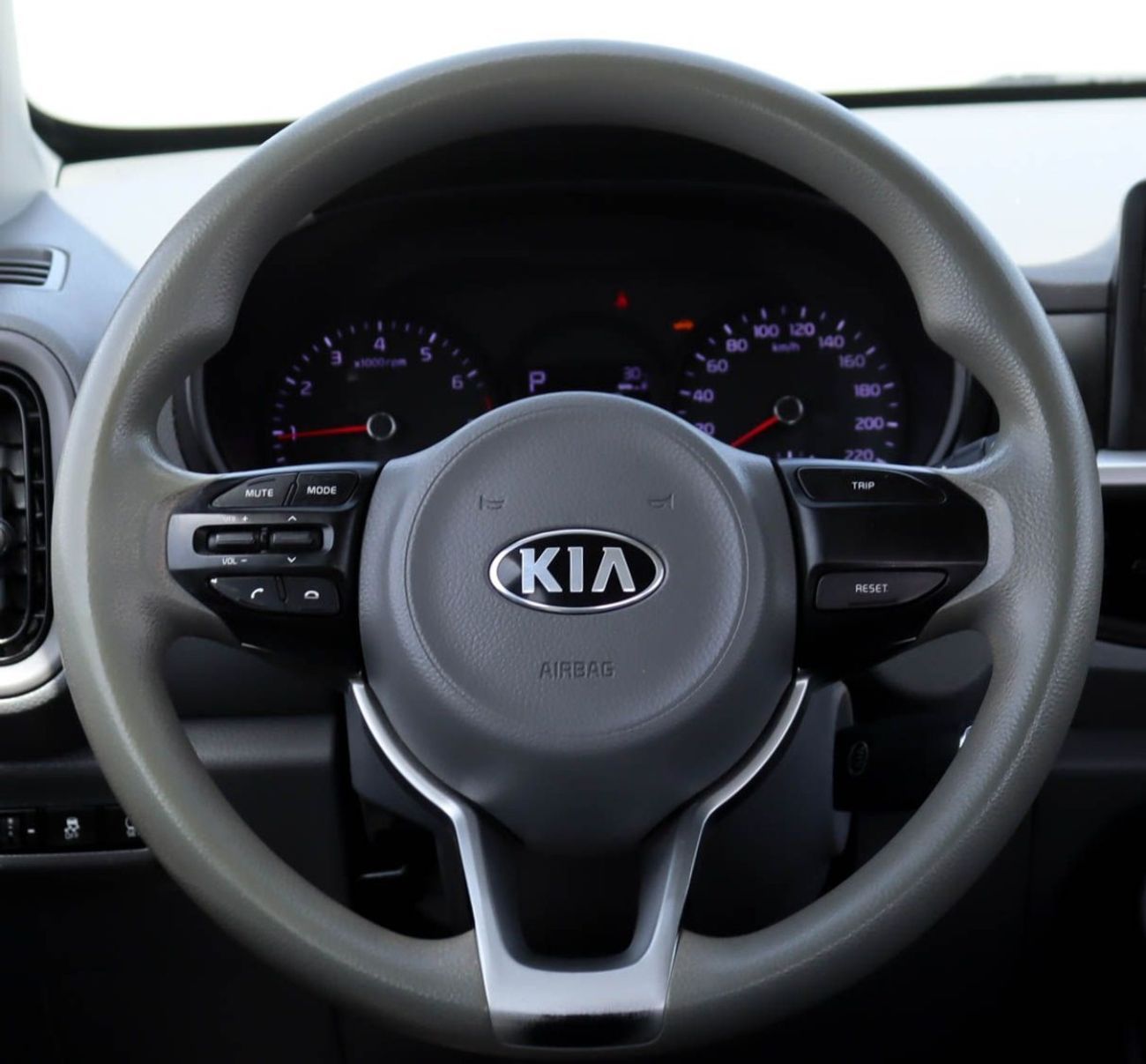 Kia Picanto Base 1.2L Kia Picanto 1.2 L 2019 GCC accident free in excellent condition 342 P.M.