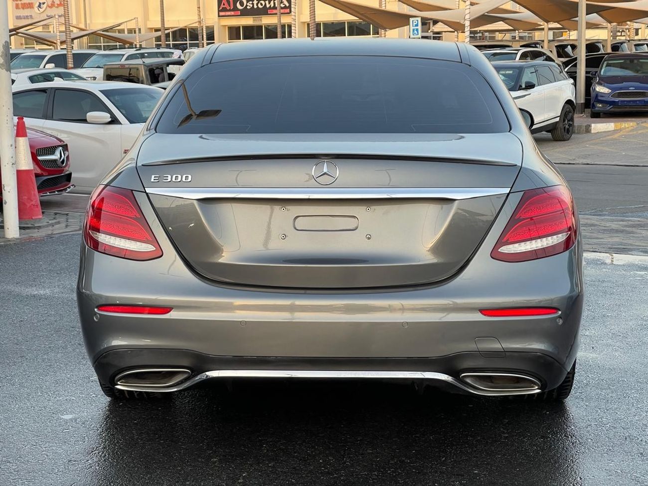 مرسيدس بنز E300 AMG