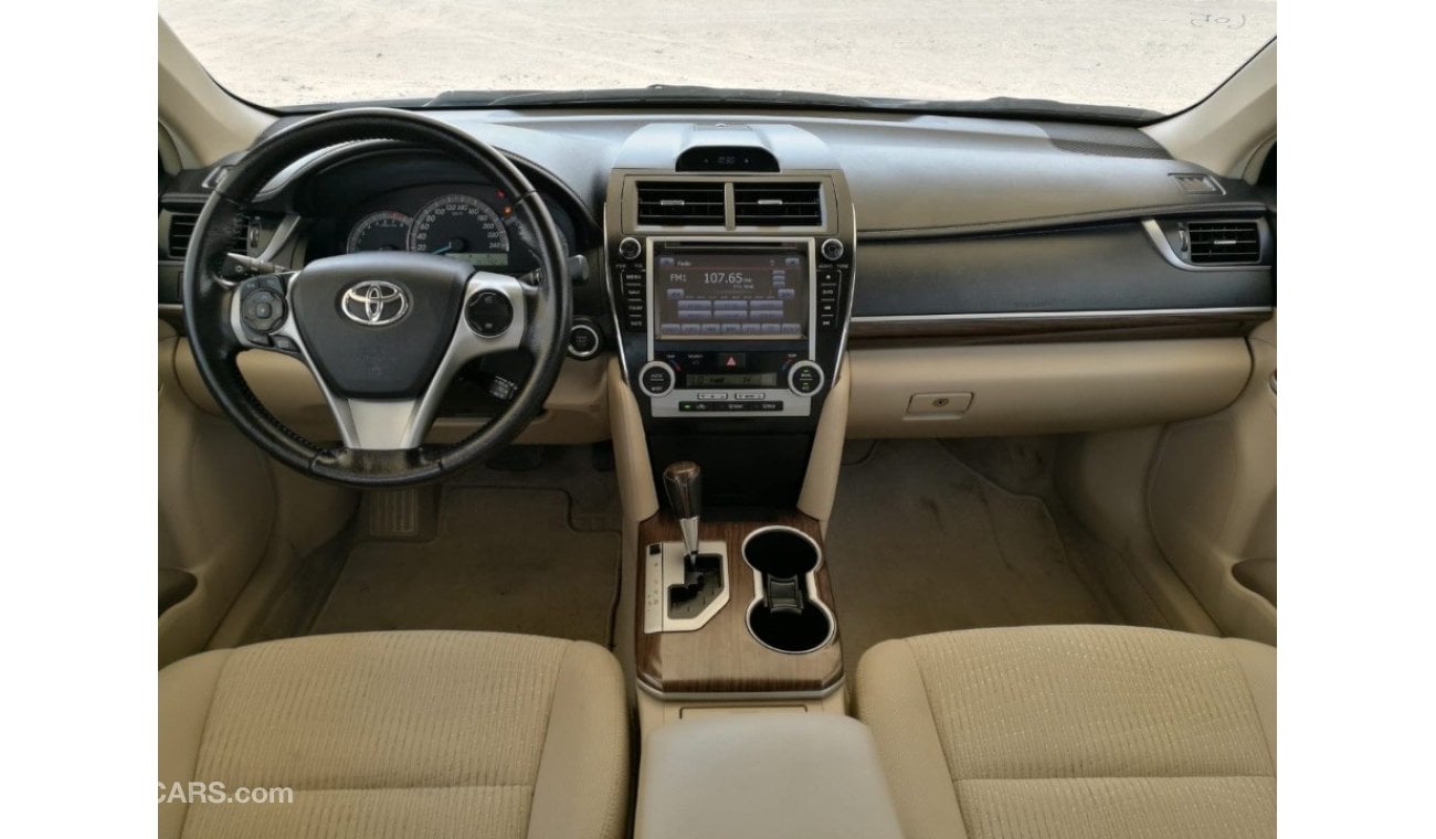 Toyota Camry 2015 SE+ ref#605