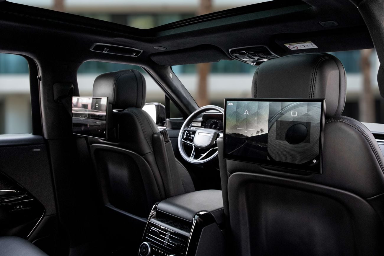 Land Rover Range Rover Sport Range Rover Sport First Edition | 8,617 P.M | 0% Downpayment | Al Tayer Warranty!