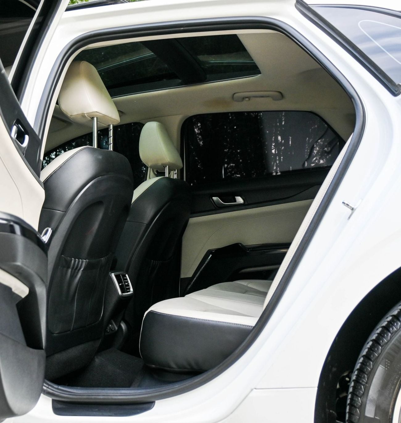 Kia K5 2.5L GDI EX Kia K5 2.5L, 2022 GCC, Full Option, Accident-Free Excellent Condition 1418 AED Monthly