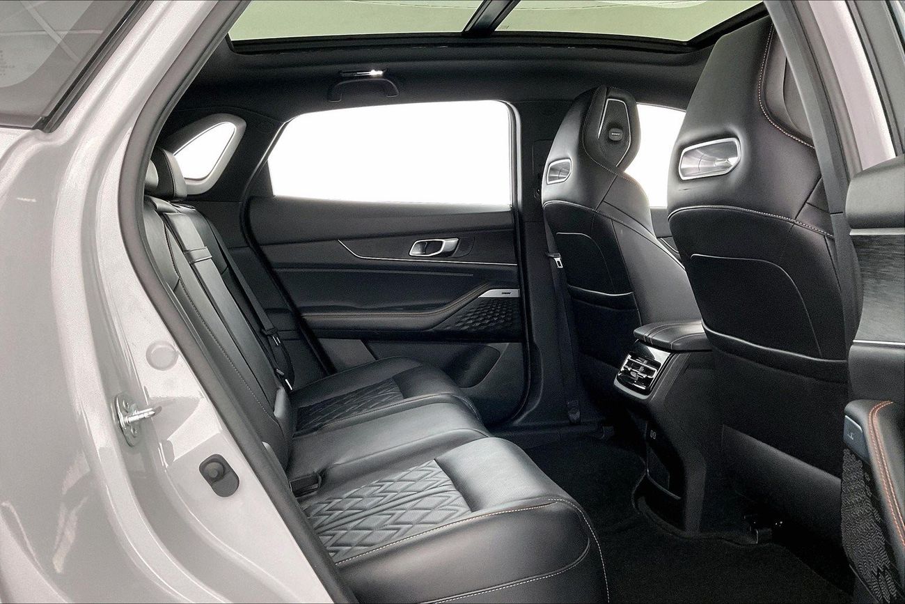 تشنجان يوني ك Limited | عرض العيد الحصري | خالية من أضرار الفيضانات