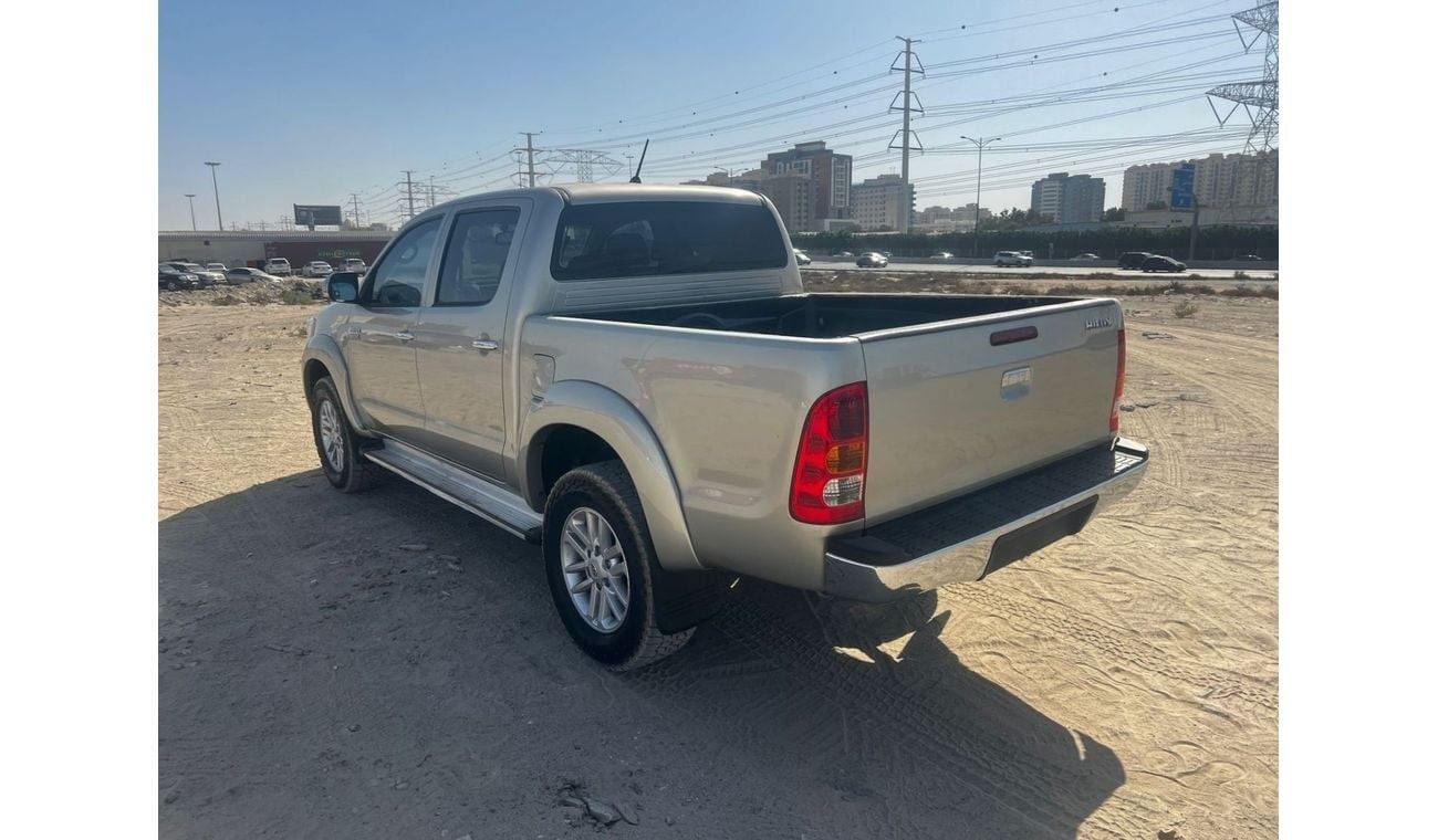 تويوتا هيلوكس