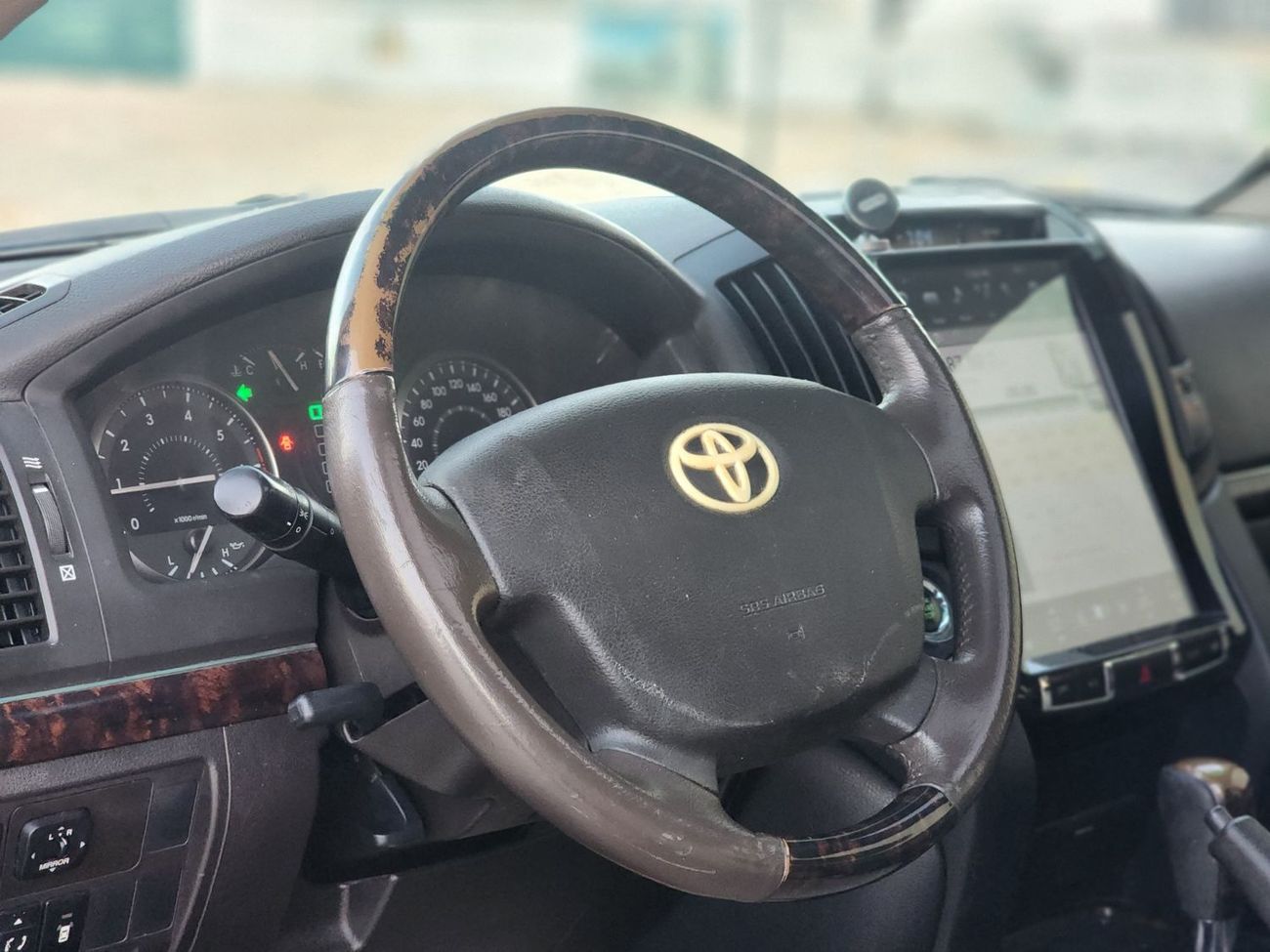 Toyota Land Cruiser GX.R V8