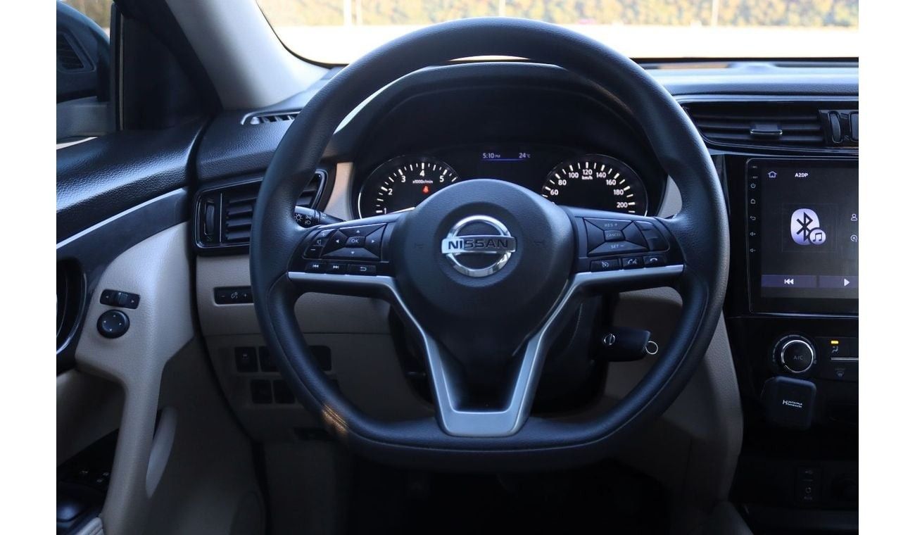 نيسان إكس تريل S 2.5L (169 HP) FWD (5 Seater)