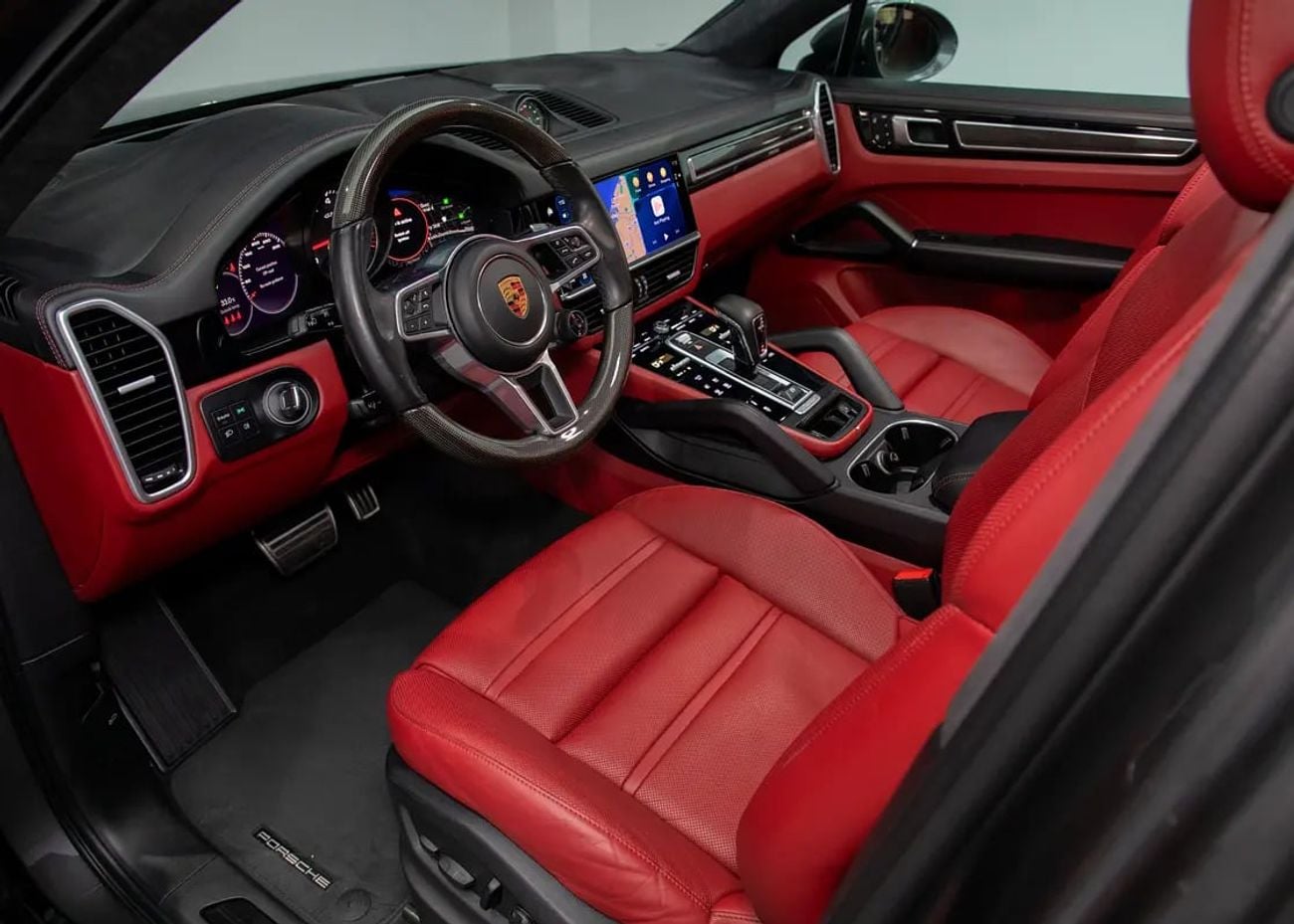 Porsche Cayenne GTS 4.0L Twin-Turbo V8 • Full Service History • GCC Spec