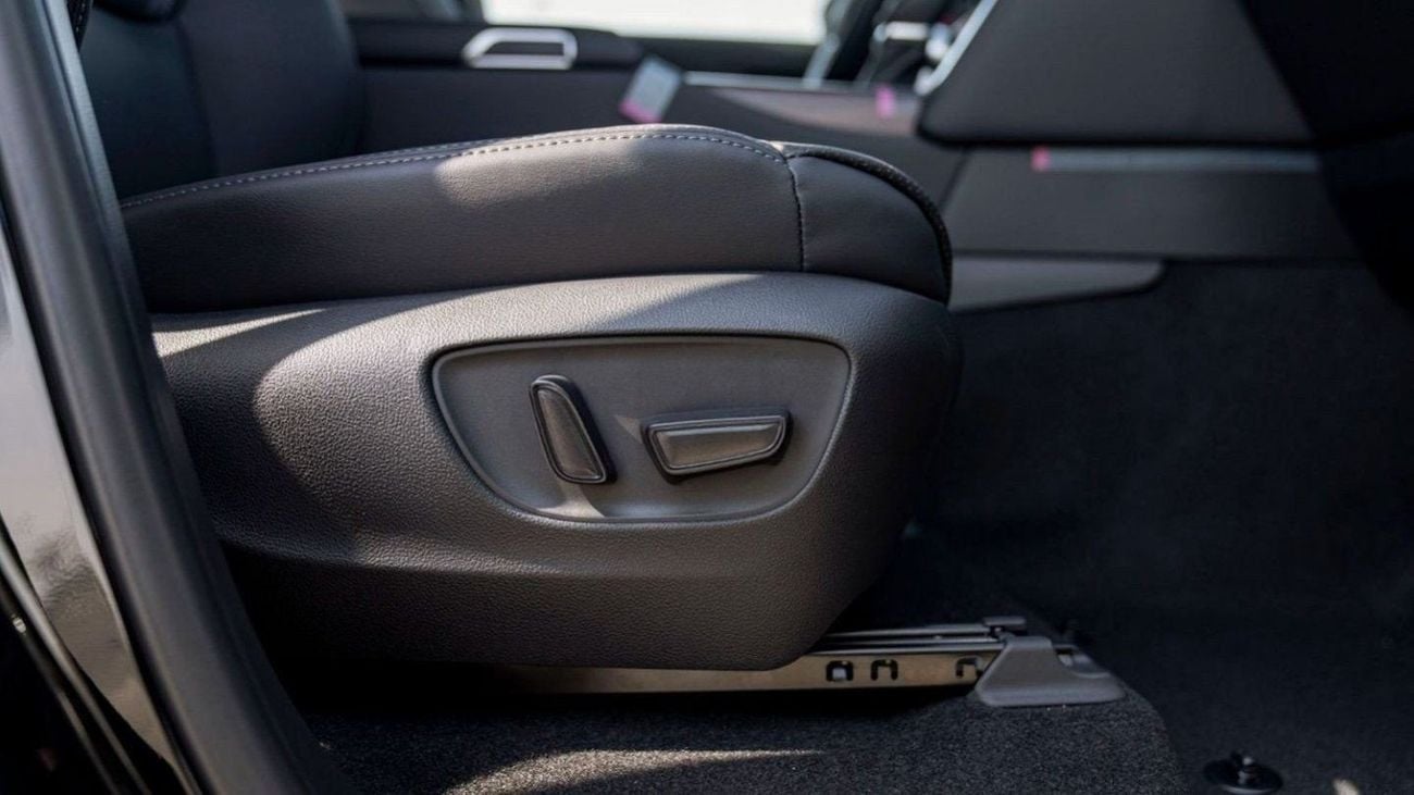 تويوتا لاند كروزر LC300 VX 3.5P AT MY2025– BLACK