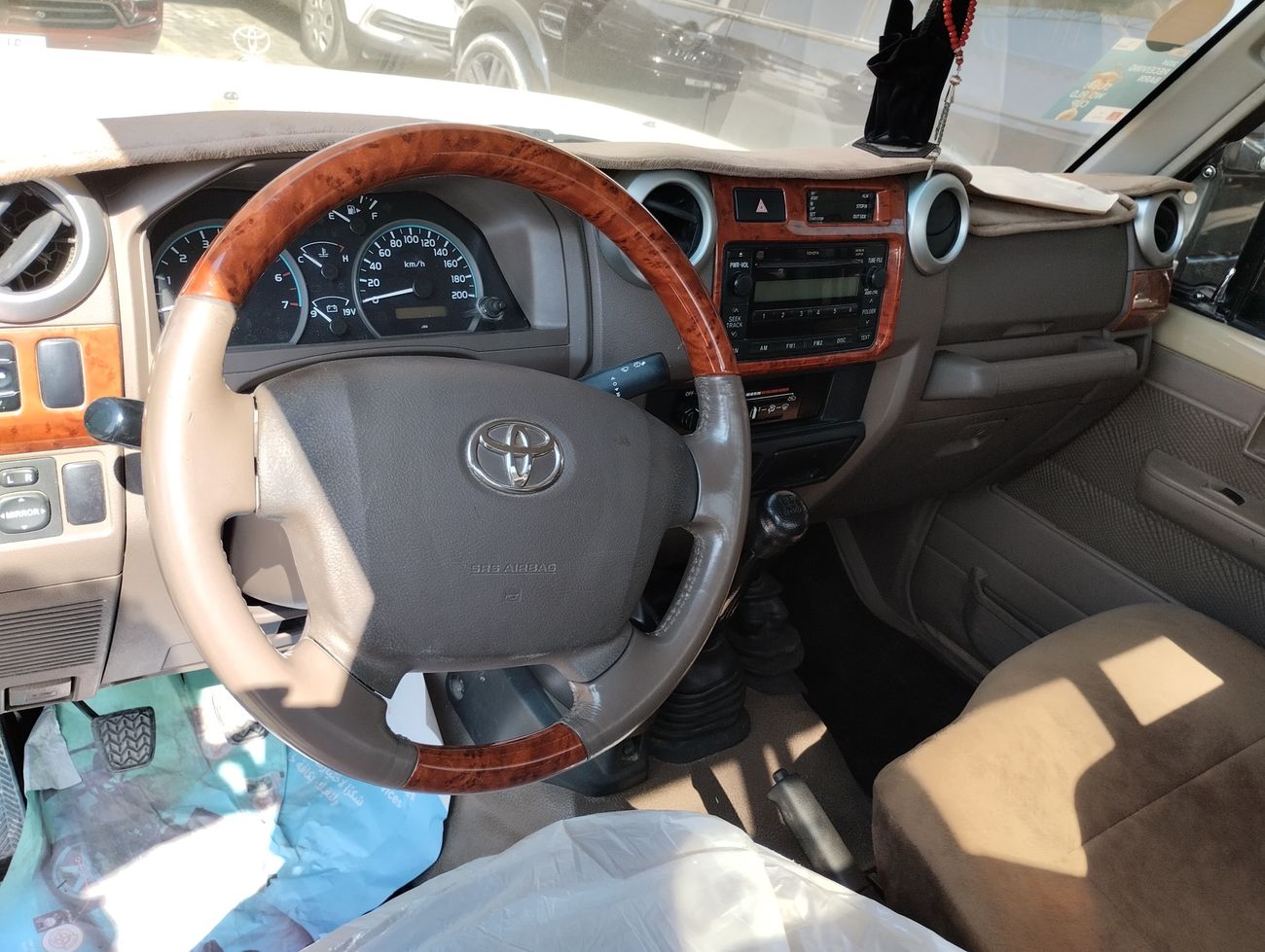 تويوتا لاند كروزر بيك آب