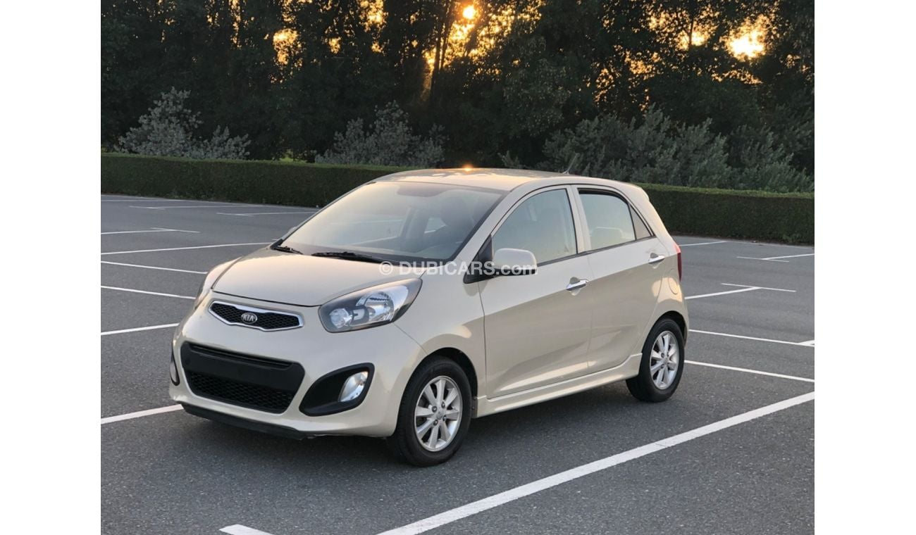 Kia Picanto EX MODEL 2014 GCC CAR PREFECT CONDITION INSIDE AND OUTSIDE 1200 CC