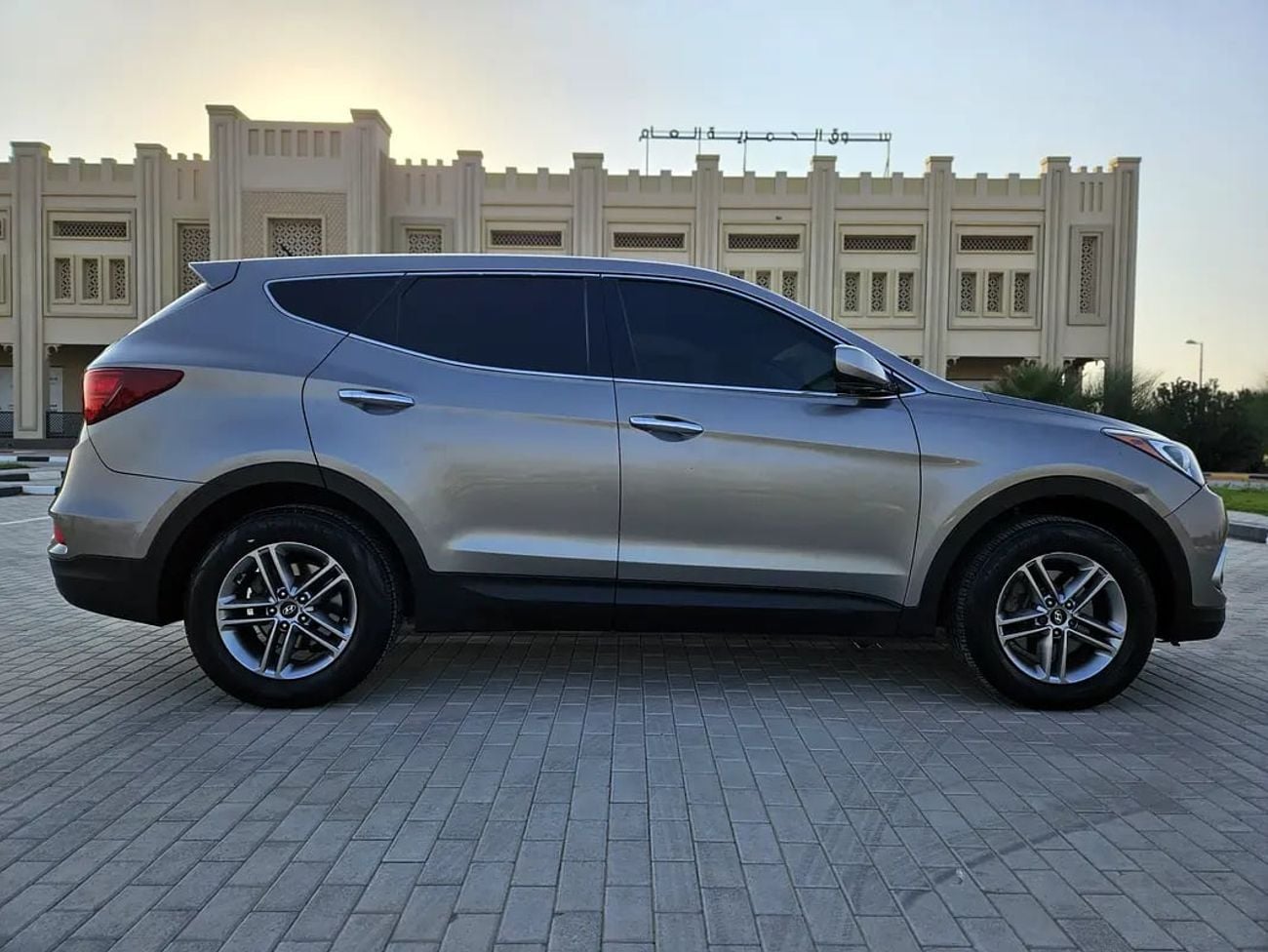هيونداي سانتا في SPORT (NON GCC)