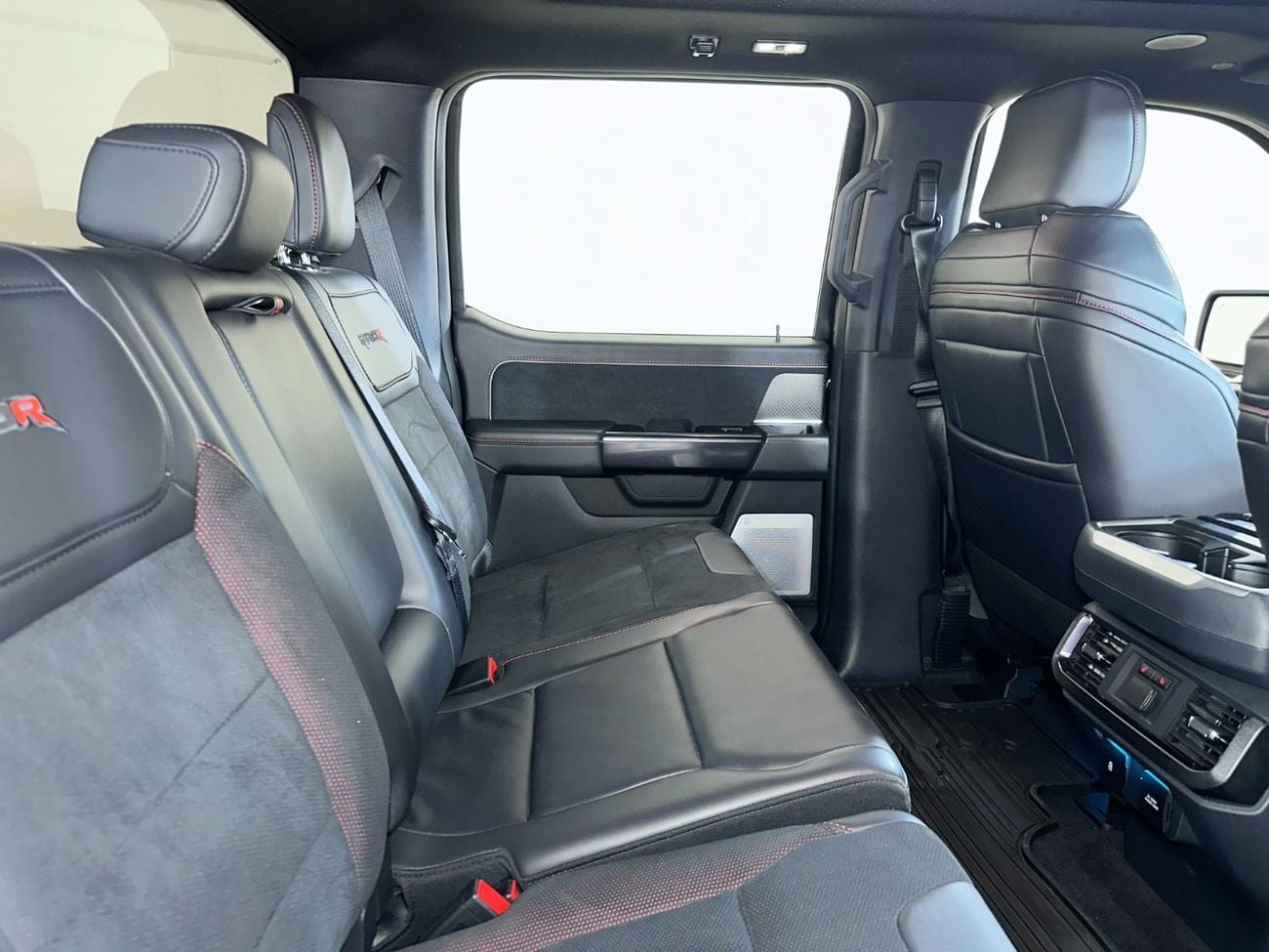 Ford F-150 RAPTOR R CREW F1-RP1825/AL TAYER MOTORS/ AL QOUZ SHOWROOM
