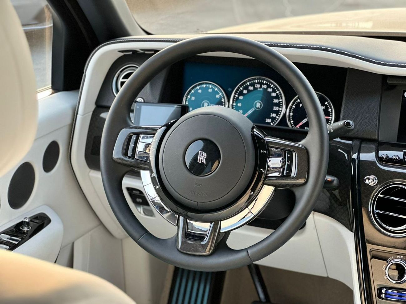 Rolls-Royce Cullinan ROLLS ROYCE CULINAN 2023