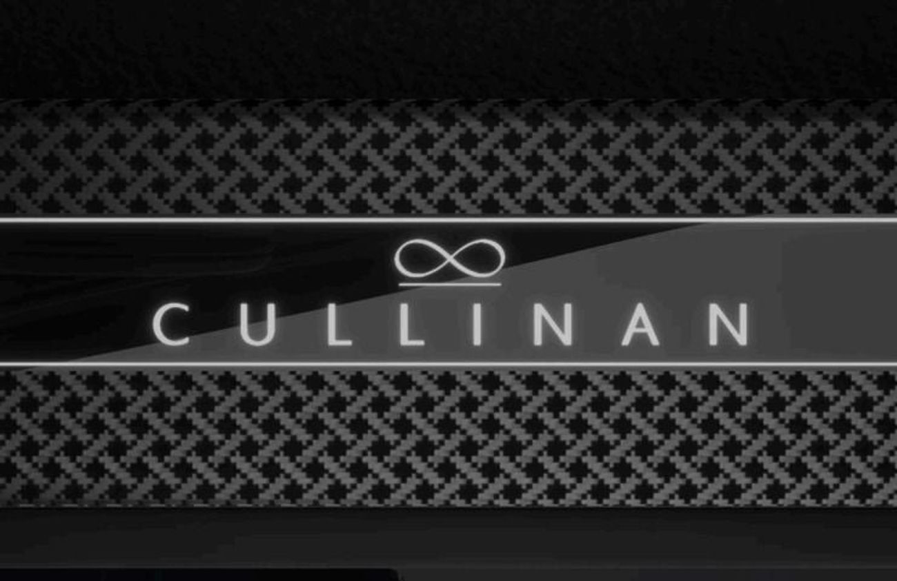 Rolls-Royce Cullinan Series II Black Badge in LEFT HAND DRIVE