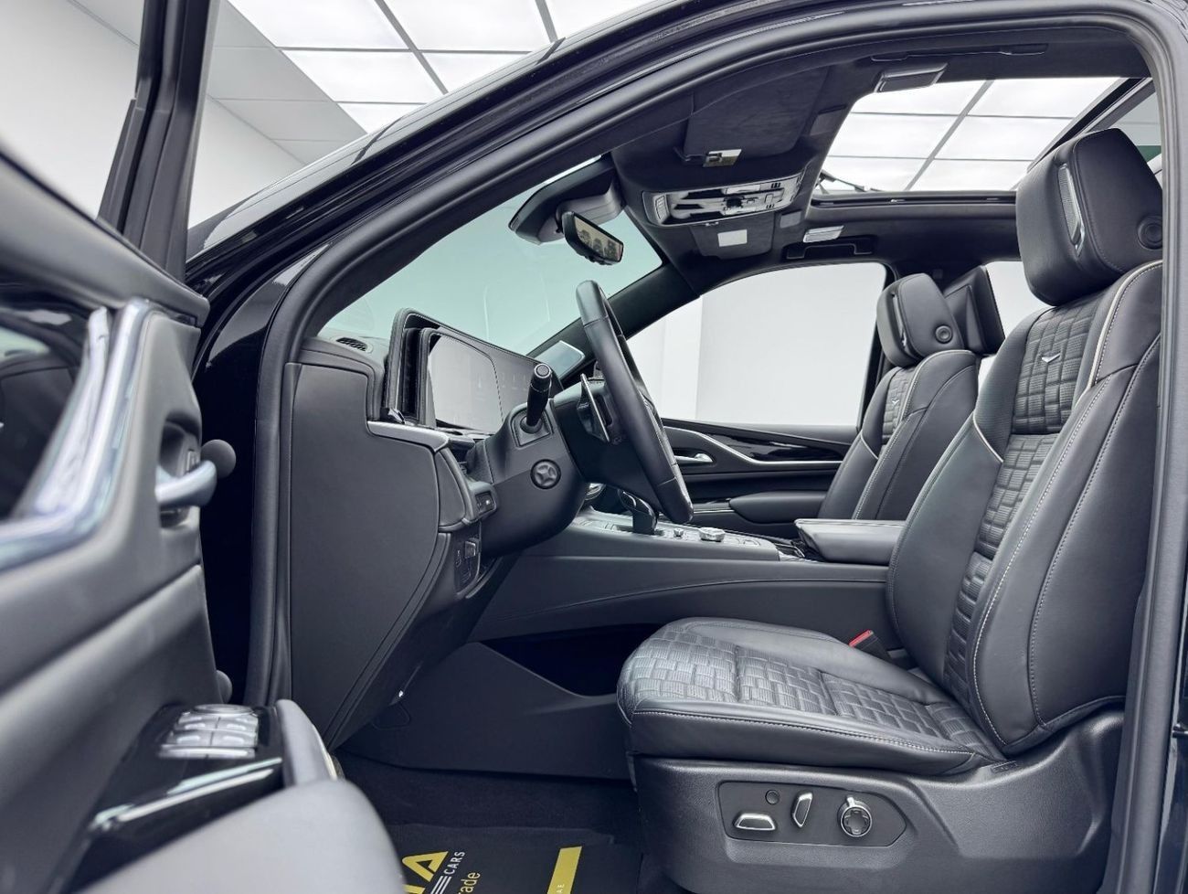 Cadillac Escalade Escalade-V 6.2L 2023 Cadillac Escalade ESV V, 2027 Cadillac Warranty, Pilot Seats, Fully Loaded, 7 S