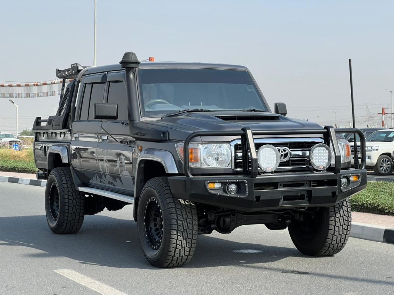 Toyota Land Cruiser Pick Up The Toyota Land Cruiser Pickup (specifically the 70 Series/LC79) is a legendary, heavy-duty 4WD work