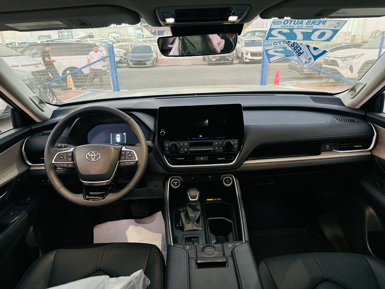 تويوتا جراند هايلاندر LIMITED PETROL