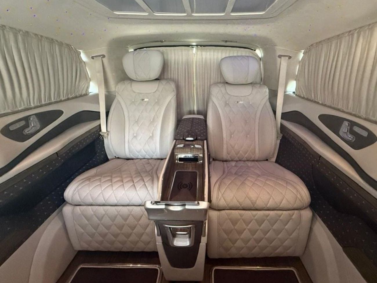 Mercedes-Benz V 250 2.0L in LEFT HAND DRIVE (LOCAL)