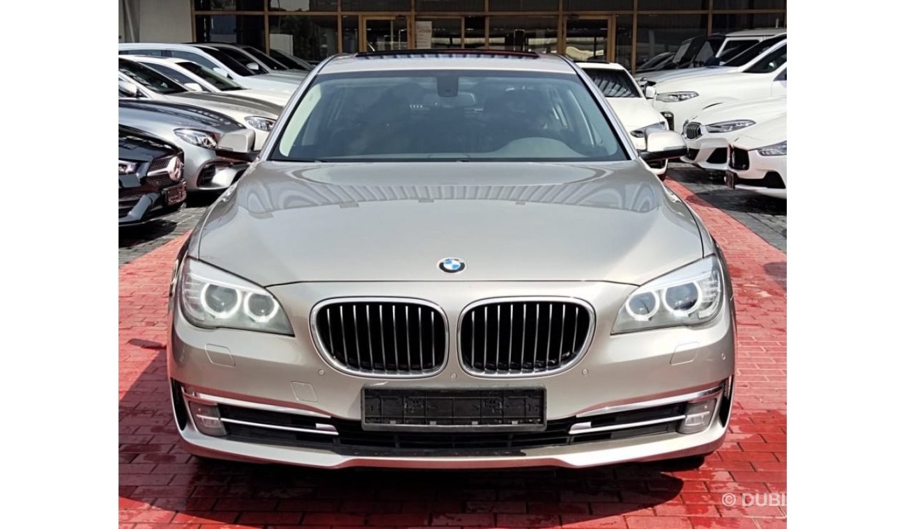 بي أم دبليو 730 LI original paint 3.0L 2013 GCC