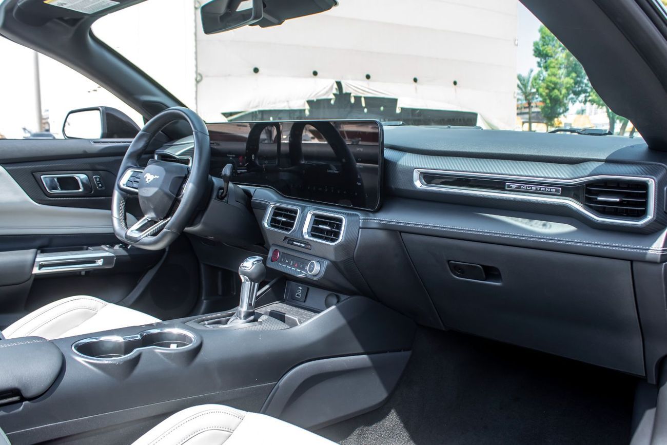 Ford Mustang EcoBoost Premium 2.3L Convertible A/T 2200 AED M/P FOR 5 YEARS WITH ZERO DOWN PAYMENT