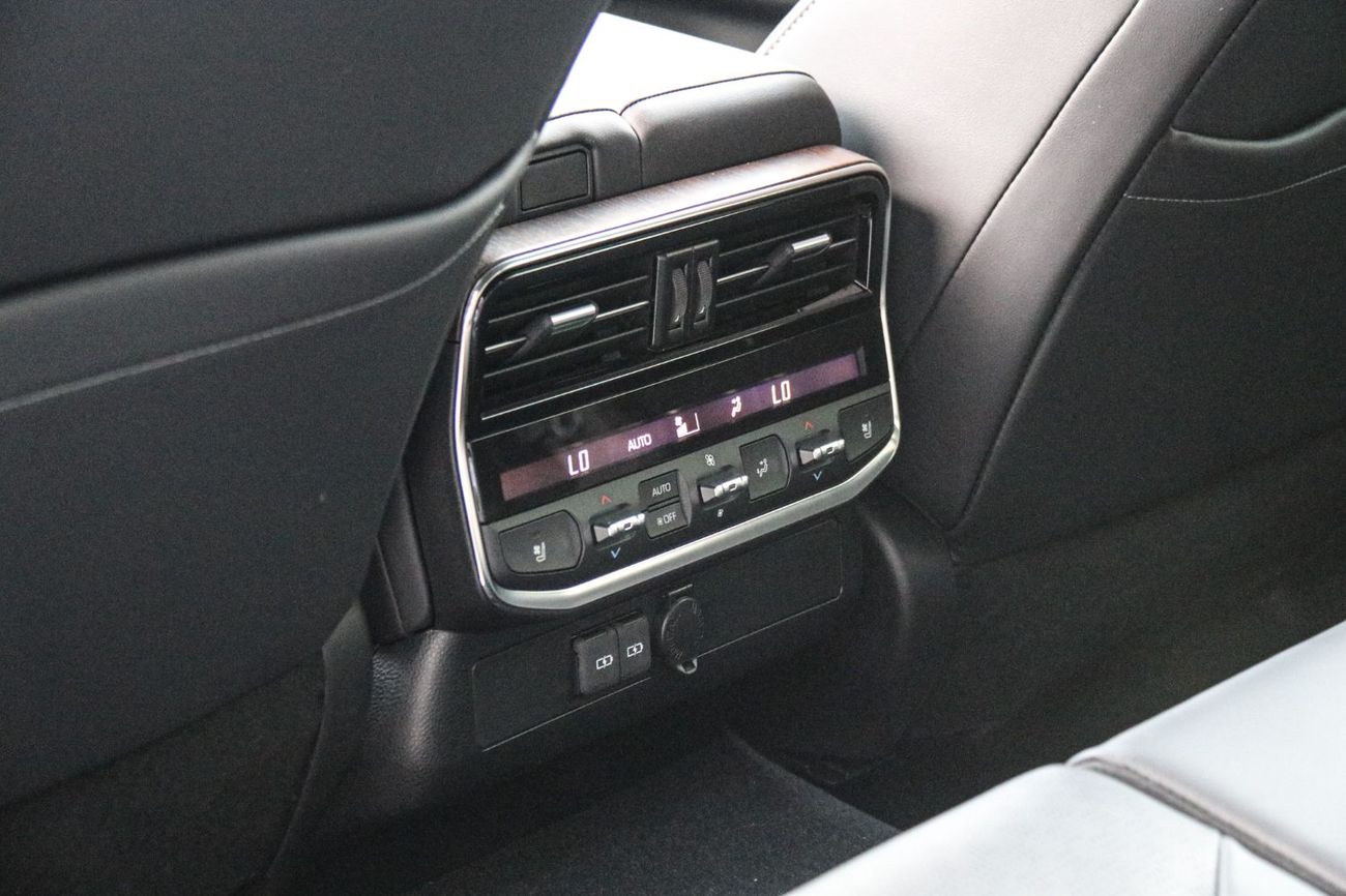 Toyota Land Cruiser Toyota Land Cruiser VX 2025 | 4L | Best Price